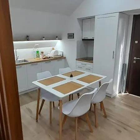 Central Apartment Berat *