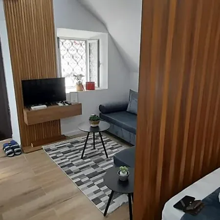 Central Apartment Berat Berat