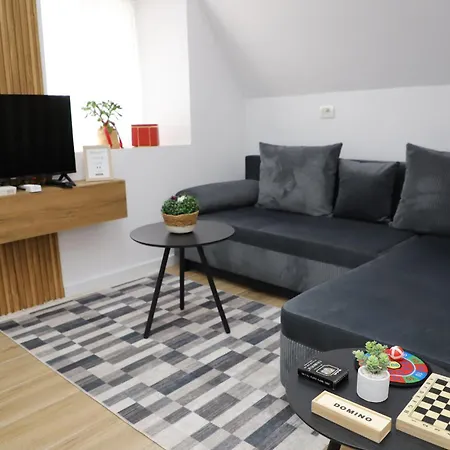 Central Apartment Berat