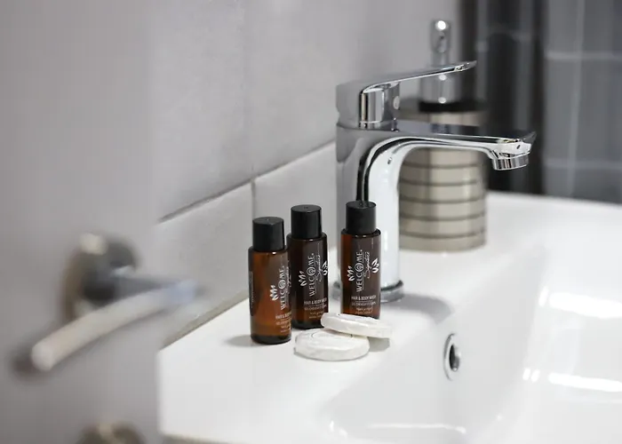 Central Apartment Berat דירה